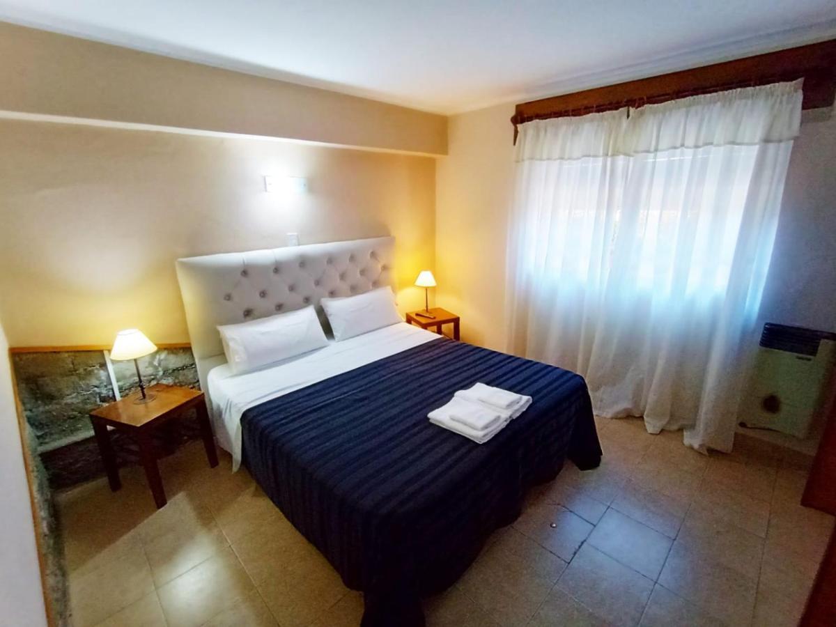 Hosteria Valle Azul Hotel Villa Del Dique Buitenkant foto